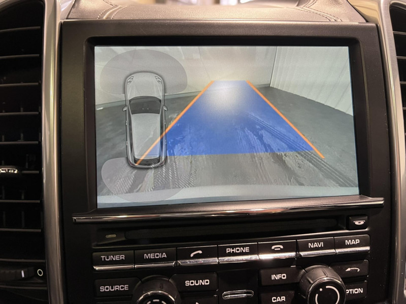 Photo 15 de l'offre de PORSCHE CAYENNE 3.0D V6 262 ch Tiptronic A à 36990€ chez VL Auto