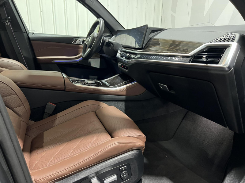 Photo 8 de l'offre de BMW X5 xDrive50e 489 ch BVA8 G05 LCI M Sport à 76990€ chez VL Auto