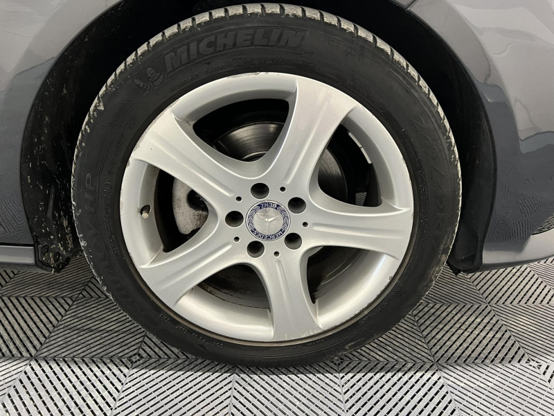 Photo 16 de l'offre de MERCEDES-BENZ CLASSE E 220 CDI Executive BVA à 19490€ chez VL Auto