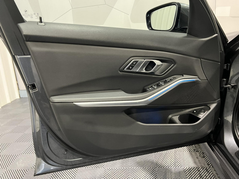 Photo 20 de l'offre de BMW serie 3 touring 330e 292 ch BVA8 G21 Edition Sport à 25990€ chez VL Auto