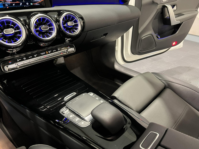 Photo 13 de l'offre de MERCEDES-BENZ CLA 220 d - BV 8G-DCT  AMG Line à 34990€ chez VL Auto