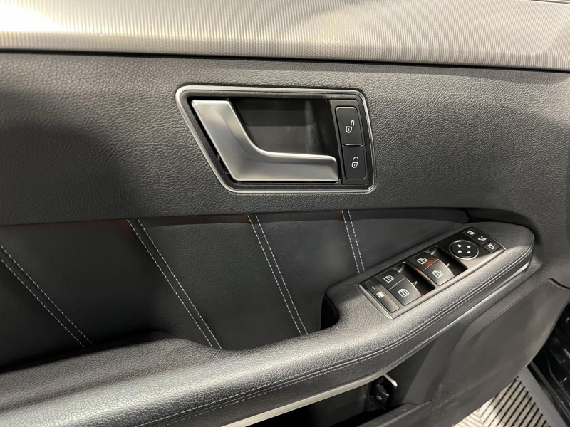 Photo 21 de l'offre de MERCEDES-BENZ CLASSE E 220 CDI Executive BVA à 19490€ chez VL Auto