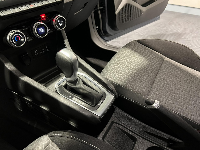 Photo 14 de l'offre de RENAULT CLIO  E-Tech 140 Limited à 13990€ chez VL Auto