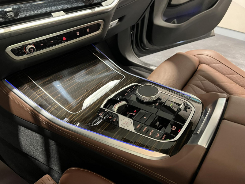 Photo 13 de l'offre de BMW X5 xDrive50e 489 ch BVA8 G05 LCI M Sport à 76990€ chez VL Auto