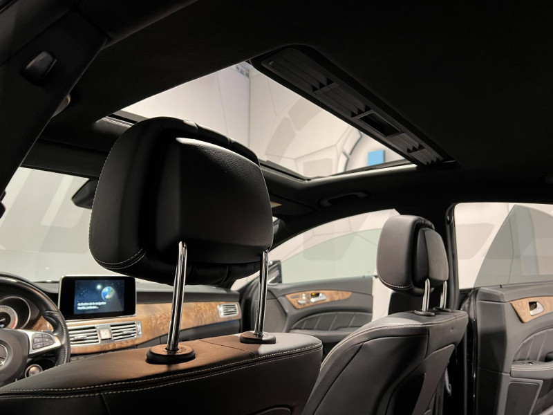 Photo 15 de l'offre de MERCEDES-BENZ CLASSE CLS 500 4Matic Fascination A à 30990€ chez VL Auto