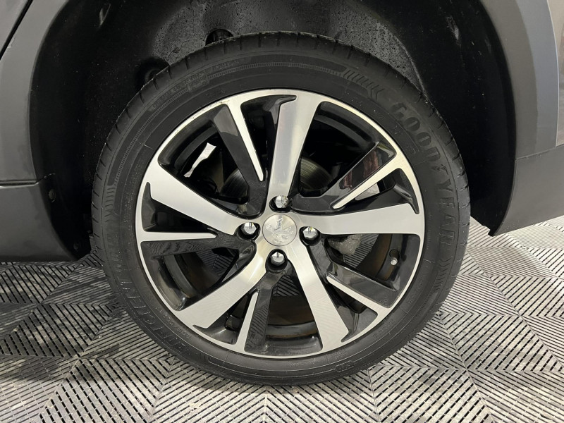 Photo 18 de l'offre de PEUGEOT 2008  BlueHDi 100ch BVM6 GT Line à 10990€ chez VL Auto