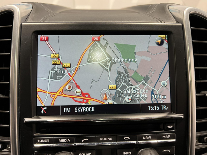 Photo 25 de l'offre de PORSCHE CAYENNE 3.0D V6 262 ch Tiptronic A à 36990€ chez VL Auto