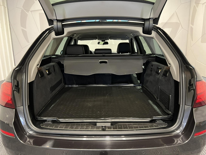 Photo 10 de l'offre de BMW SERIE 5 TOURING 520d 184 ch F11 LCI Modern BVA à 17990€ chez VL Auto