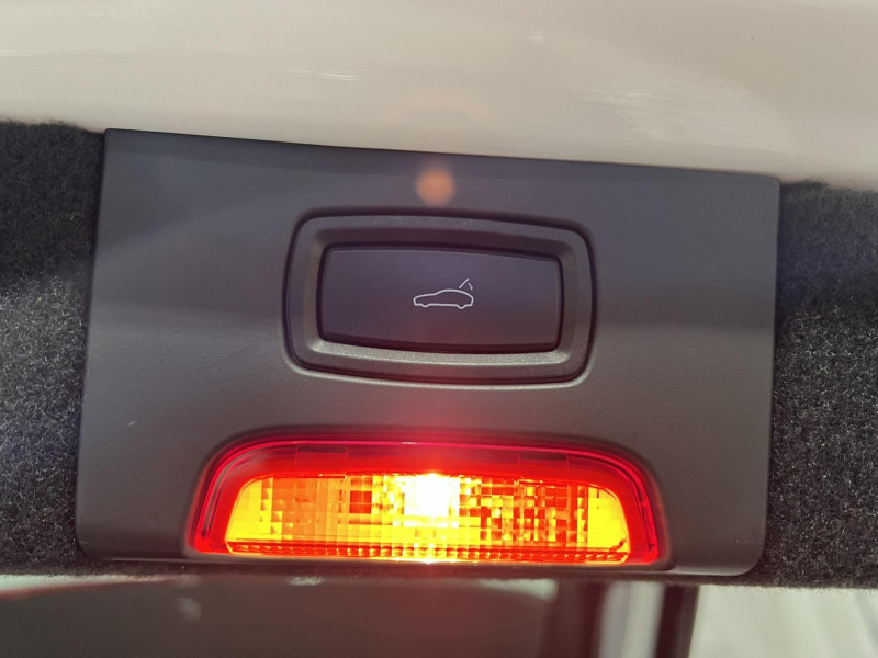 Photo 21 de l'offre de PORSCHE CAYENNE 3.0 V6 416 ch S E-Hybrid Tiptronic A à 37990€ chez VL Auto