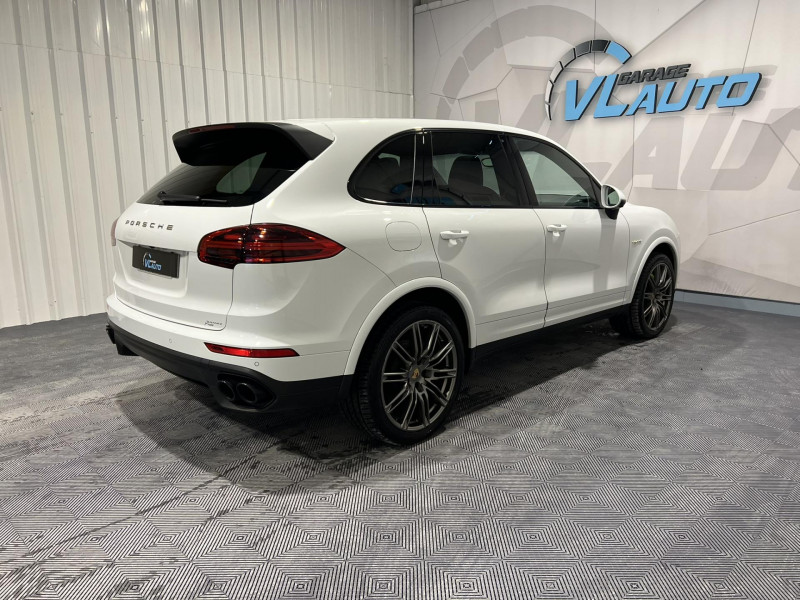 Photo 5 de l'offre de PORSCHE CAYENNE 3.0 V6 416 ch S E-Hybrid Tiptronic A à 37990€ chez VL Auto