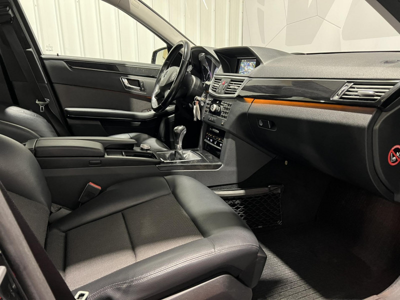 Photo 8 de l'offre de MERCEDES-BENZ CLASSE E 200 CDI BlueEfficiency Avantgarde Executive à 12490€ chez VL Auto