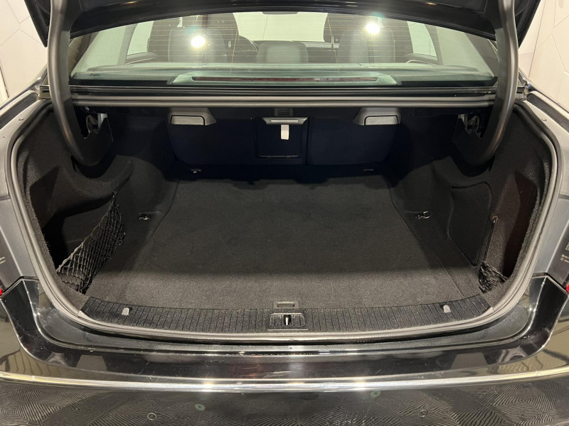 Photo 10 de l'offre de MERCEDES-BENZ CLASSE E 200 CDI BlueEfficiency Avantgarde Executive à 12490€ chez VL Auto