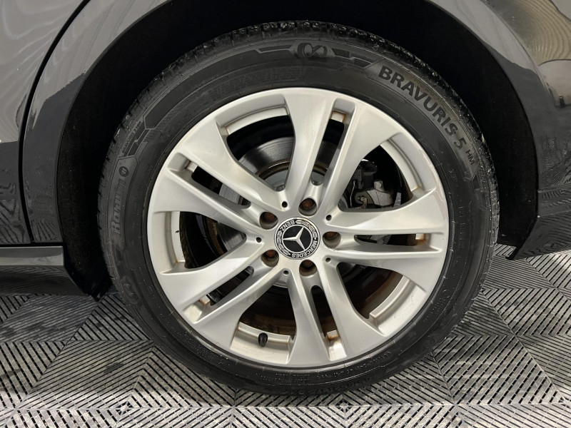 Photo 18 de l'offre de MERCEDES-BENZ CLASSE E 200 CDI BlueEfficiency Avantgarde Executive à 12490€ chez VL Auto