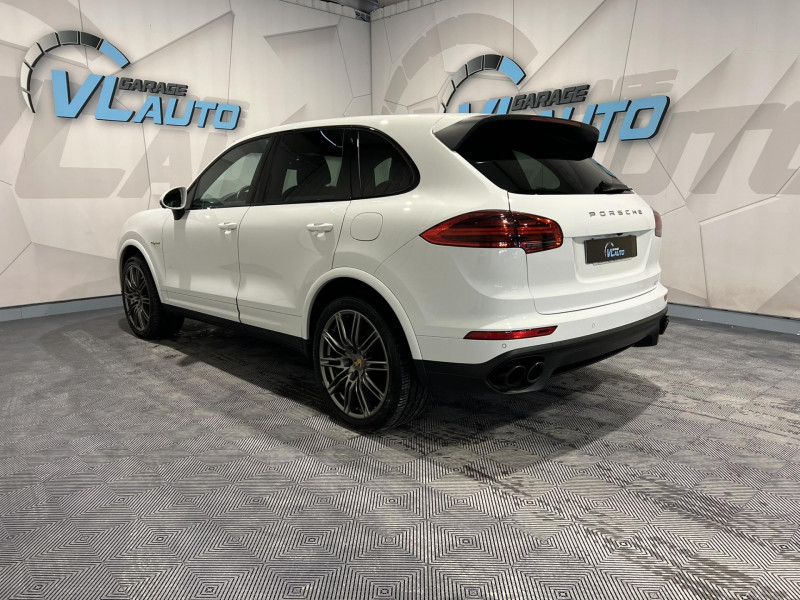 Photo 3 de l'offre de PORSCHE CAYENNE 3.0 V6 416 ch S E-Hybrid Tiptronic A à 37990€ chez VL Auto