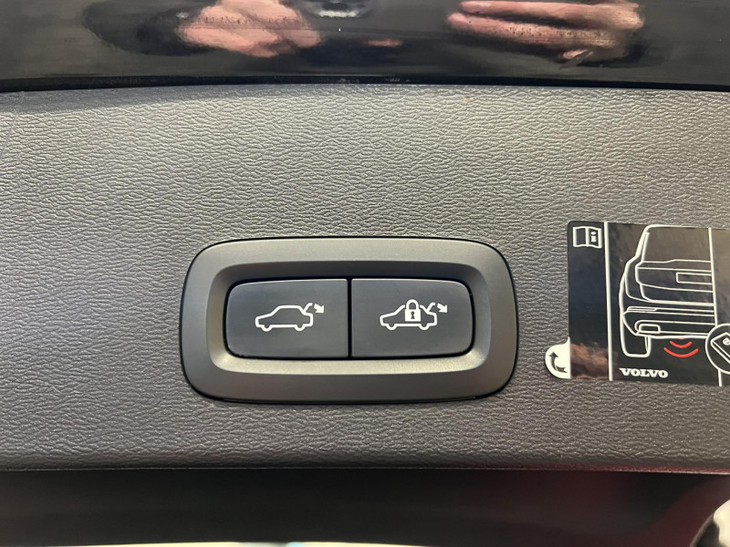 Photo 21 de l'offre de VOLVO XC40 T5 Recharge 180+82 ch DCT7 Business à 20990€ chez VL Auto