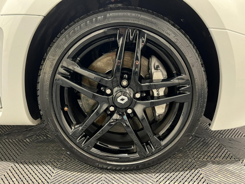 Photo 17 de l'offre de RENAULT MEGANE 2.0 16V 250 RS à 19990€ chez VL Auto