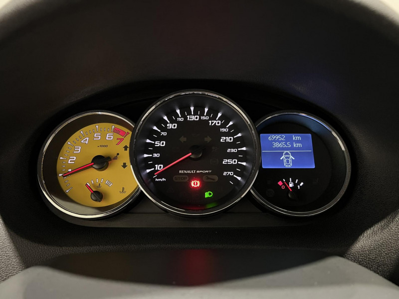 Photo 11 de l'offre de RENAULT MEGANE 2.0 16V 250 RS à 19990€ chez VL Auto