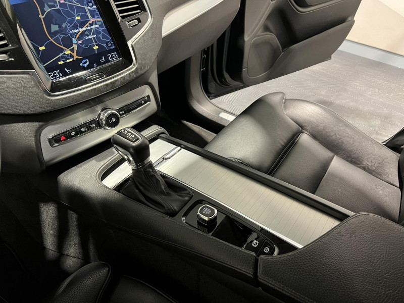 Photo 13 de l'offre de VOLVO XC90  D5 AWD AdBlue 235 ch Geartronic 7pl Momentum à 37990€ chez VL Auto