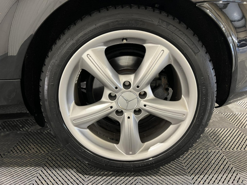 Photo 17 de l'offre de MERCEDES-BENZ SLK  350 à 17490€ chez VL Auto