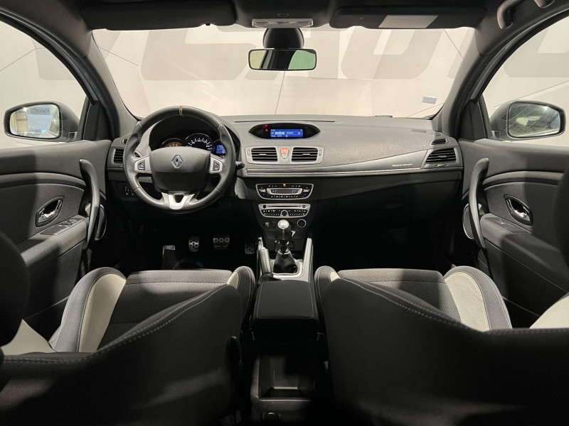 Photo 7 de l'offre de RENAULT MEGANE 2.0 16V 250 RS à 19990€ chez VL Auto