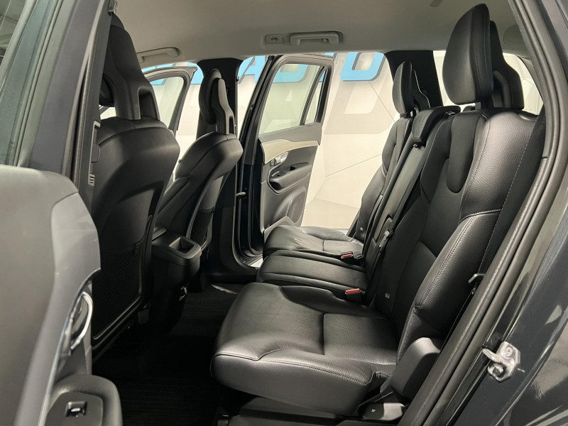Photo 9 de l'offre de VOLVO XC90  D5 AWD AdBlue 235 ch Geartronic 7pl Momentum à 37990€ chez VL Auto