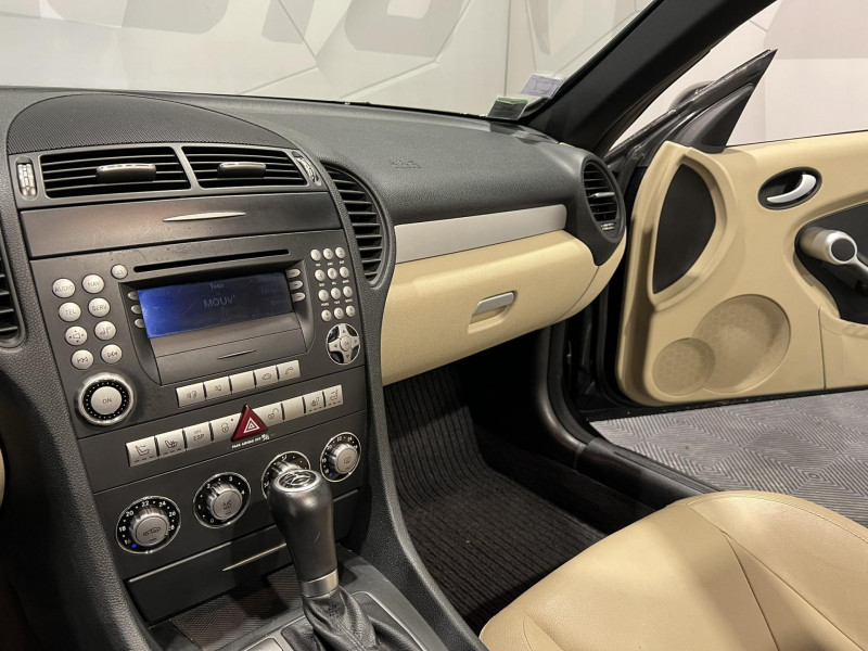 Photo 11 de l'offre de MERCEDES-BENZ SLK  350 à 17490€ chez VL Auto
