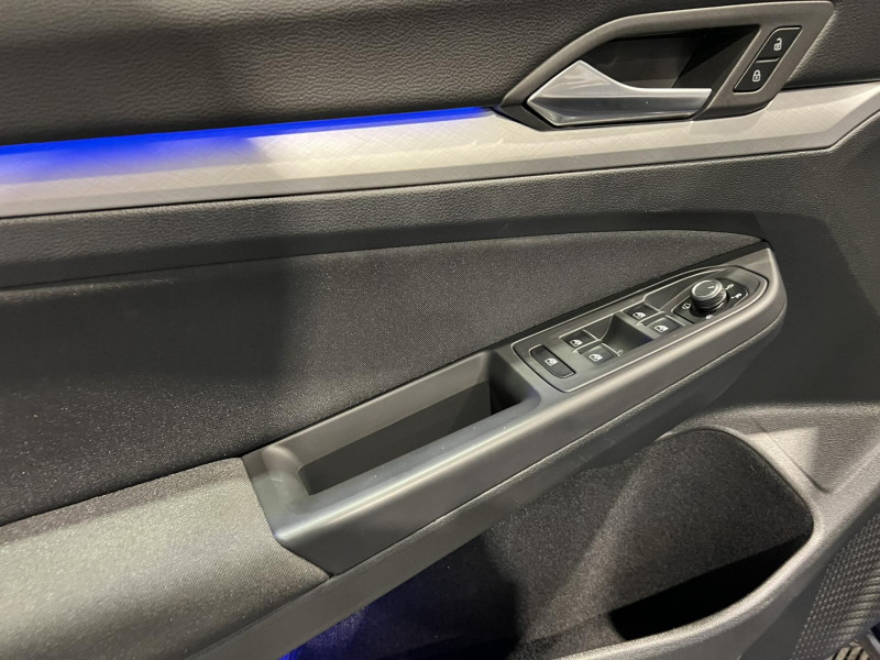 Photo 21 de l'offre de VOLKSWAGEN GOLF  1.5 TSI ACT OPF 130 BVM6 Life à 17990€ chez VL Auto