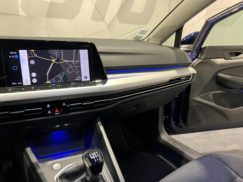 Photo 12 de l'offre de VOLKSWAGEN GOLF  1.5 TSI ACT OPF 130 BVM6 Life à 17990€ chez VL Auto