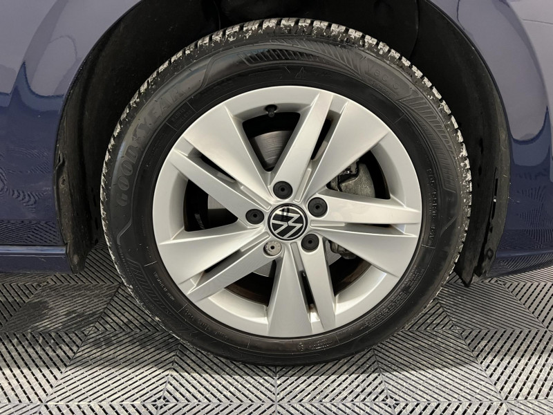 Photo 16 de l'offre de VOLKSWAGEN GOLF  1.5 TSI ACT OPF 130 BVM6 Life à 17990€ chez VL Auto
