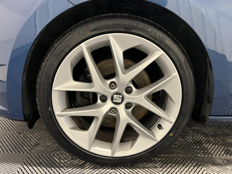 Photo 18 de l'offre de SEAT LEON ST  1.8 TFSI 180 STRAT/STOP FR DSG7 à 14990€ chez VL Auto