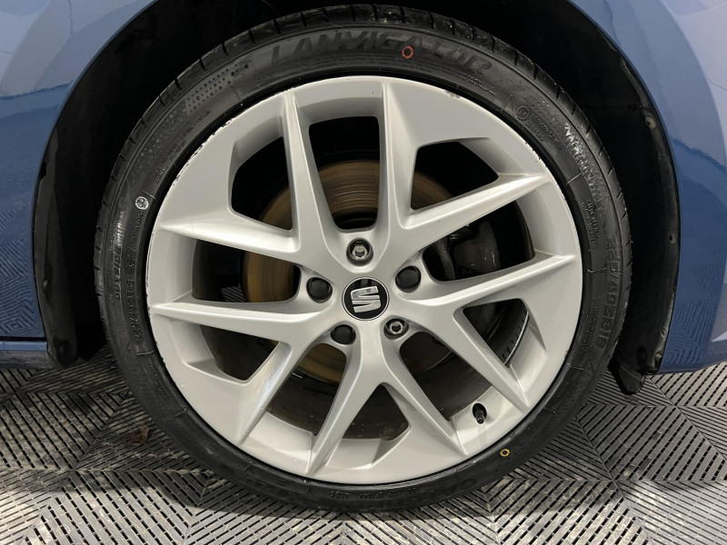 Photo 15 de l'offre de SEAT LEON ST  1.8 TFSI 180 STRAT/STOP FR DSG7 à 14990€ chez VL Auto