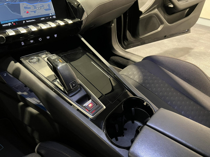 Photo 13 de l'offre de PEUGEOT 508 SW  BlueHDi 130 ch S&S EAT8 Active Business à 13990€ chez VL Auto