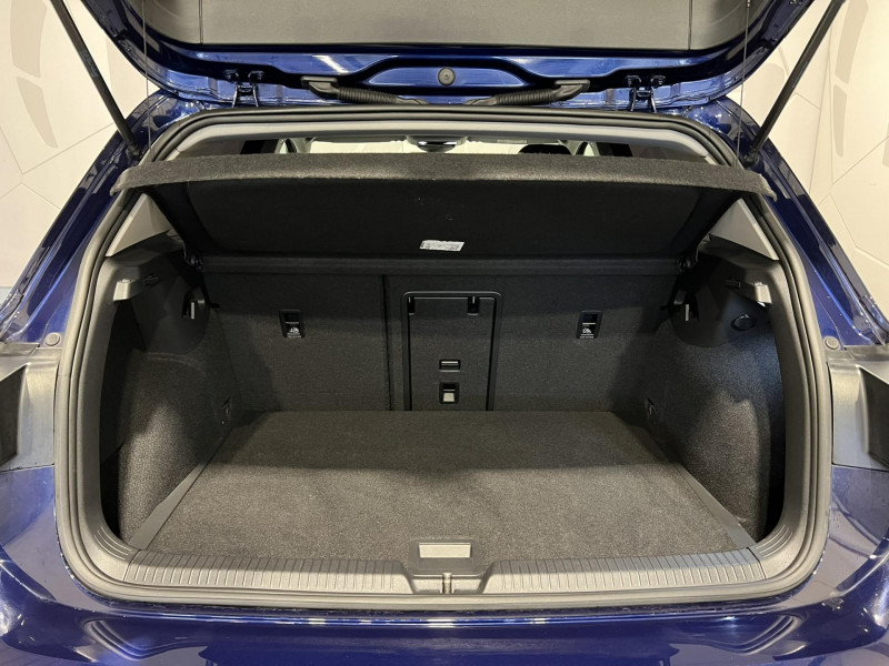 Photo 10 de l'offre de VOLKSWAGEN GOLF  1.5 TSI ACT OPF 130 BVM6 Life à 17990€ chez VL Auto