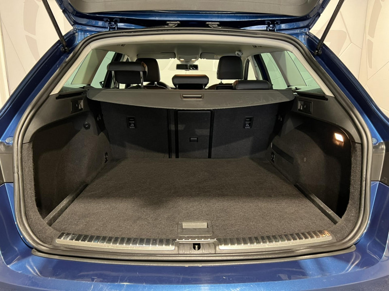 Photo 10 de l'offre de SEAT LEON ST  1.8 TFSI 180 STRAT/STOP FR DSG7 à 14990€ chez VL Auto