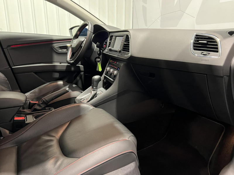Photo 8 de l'offre de SEAT LEON ST  1.8 TFSI 180 STRAT/STOP FR DSG7 à 14990€ chez VL Auto