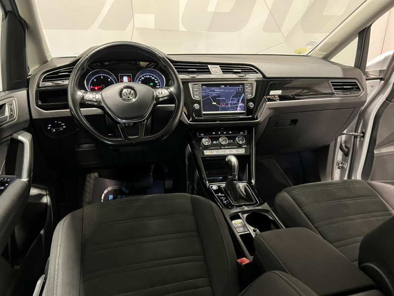 Photo 14 de l'offre de VOLKSWAGEN TOURAN 2.0 TDI 190 BMT DSG6 7pl Carat à 15990€ chez VL Auto