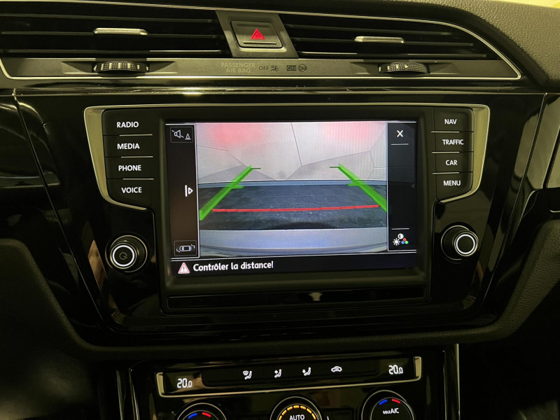 Photo 25 de l'offre de VOLKSWAGEN TOURAN 2.0 TDI 190 BMT DSG6 7pl Carat à 15990€ chez VL Auto