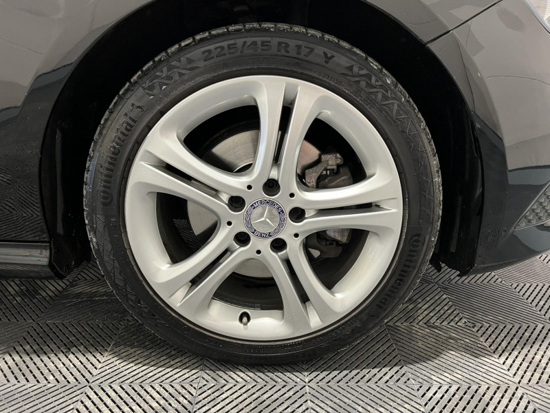 Photo 17 de l'offre de MERCEDES-BENZ CLASSE A 180 BlueEFFICIENCY Inspiration à 12990€ chez VL Auto