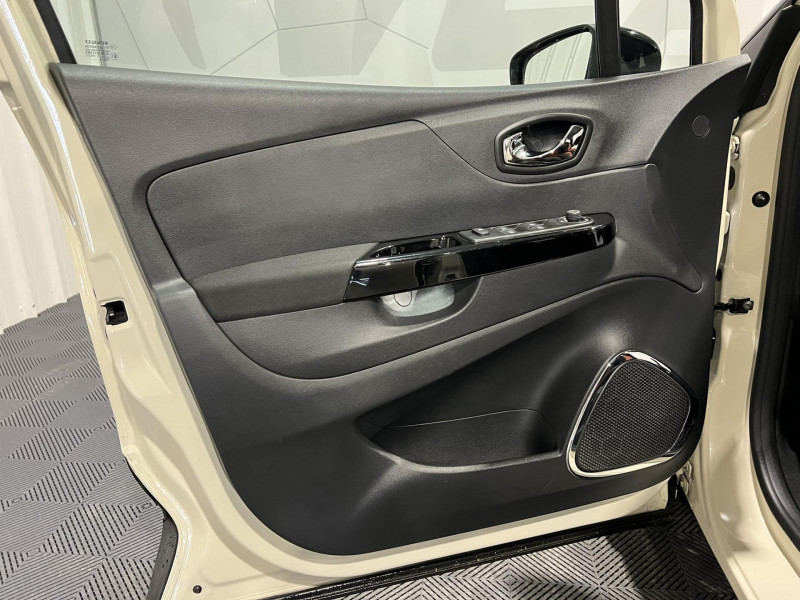 Photo 20 de l'offre de RENAULT CAPTUR TCe 120 Energy Intens EDC à 10990€ chez VL Auto