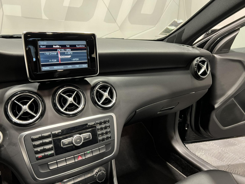 Photo 12 de l'offre de MERCEDES-BENZ CLASSE A 180 BlueEFFICIENCY Inspiration à 12990€ chez VL Auto