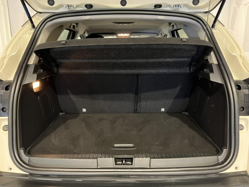 Photo 10 de l'offre de RENAULT CAPTUR TCe 120 Energy Intens EDC à 10990€ chez VL Auto