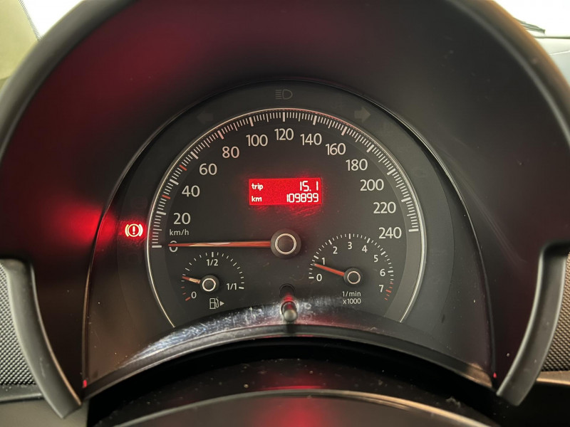 Photo 11 de l'offre de VOLKSWAGEN NEW BEETLE 1.6i à 8490€ chez VL Auto