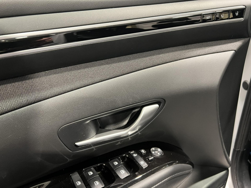 Photo 23 de l'offre de HYUNDAI TUCSON 1.6 T-GDI 230 Hybrid BVA6 Executive à 23490€ chez VL Auto