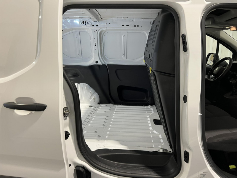 Photo 9 de l'offre de CITROEN BERLINGO  M 650 BLUEHDI 100 S&S BVM6 CLUB à 13990€ chez VL Auto