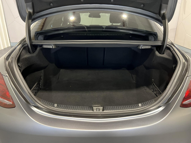 Photo 10 de l'offre de MERCEDES-BENZ CLASSE C  63 S Mercedes-AMG Speedshift MCT AMG à 47990€ chez VL Auto