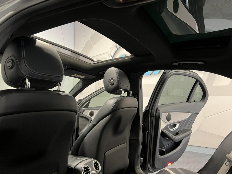 Photo 16 de l'offre de MERCEDES-BENZ CLASSE C  63 S Mercedes-AMG Speedshift MCT AMG à 47990€ chez VL Auto