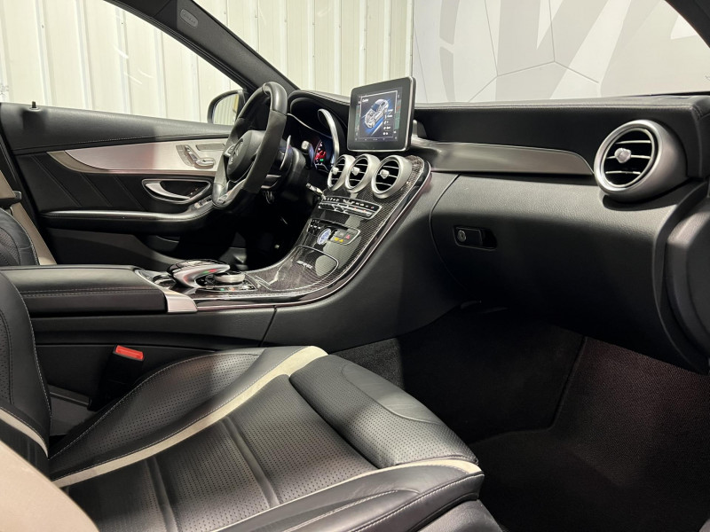 Photo 8 de l'offre de MERCEDES-BENZ CLASSE C  63 S Mercedes-AMG Speedshift MCT AMG à 47990€ chez VL Auto