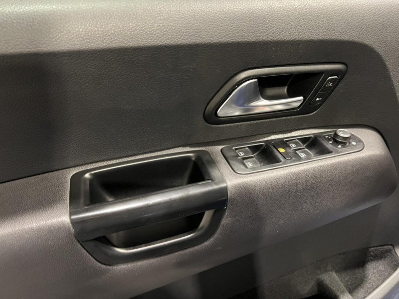 Photo 22 de l'offre de VOLKSWAGEN AMAROK DOUBLE CABINE 3.0 TDI 224 4MOTION 4X4 PERMANENT BVA8 AVENTURA à 27990€ chez VL Auto