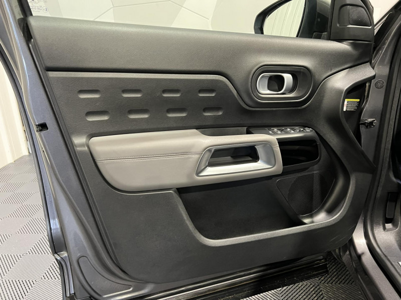 Photo 21 de l'offre de CITROEN C5 AIRCROSS Hybride Rechargeable 225 S&S e-EAT8 Shine Pack à 19490€ chez VL Auto