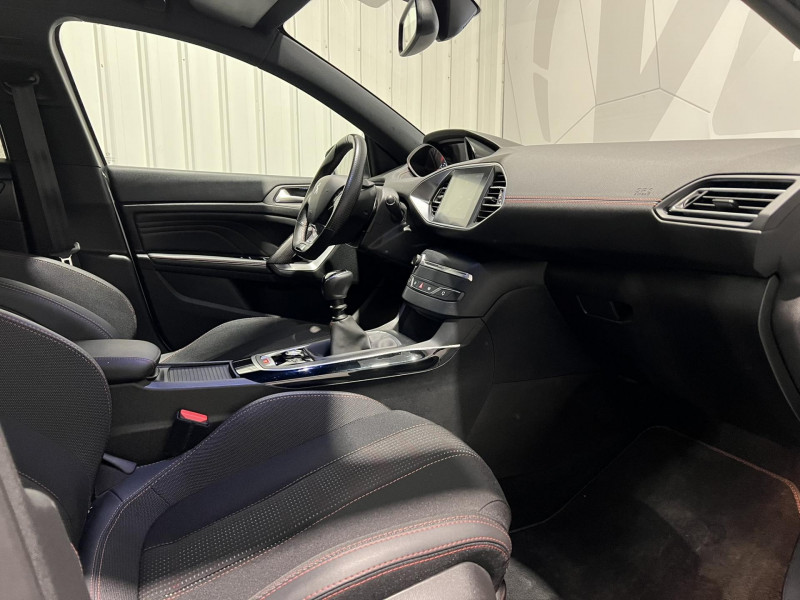 Photo 8 de l'offre de PEUGEOT 308  BlueHDi 130ch S&S BVM6 GT Line à 16490€ chez VL Auto